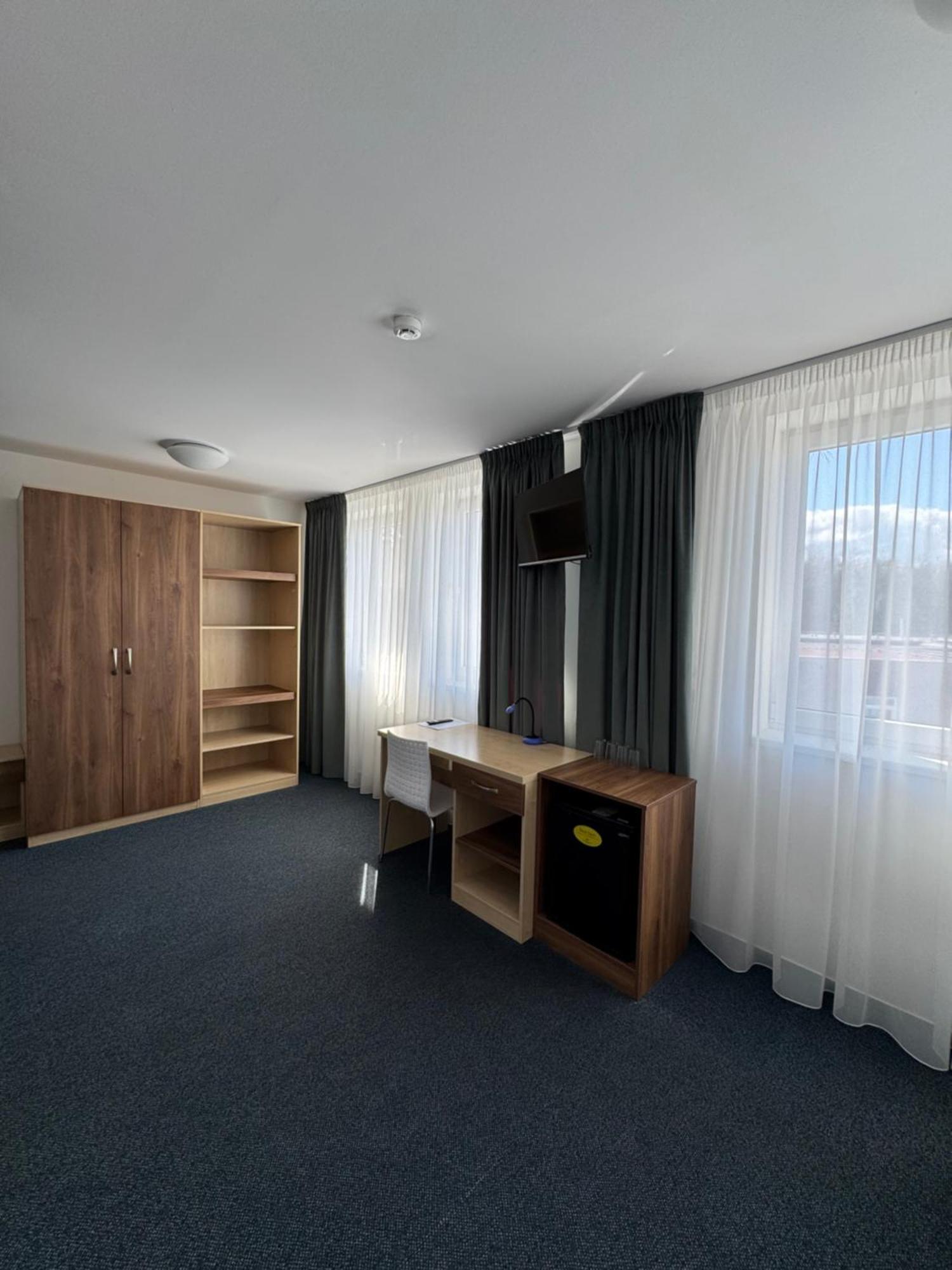 Sport Hotel Sletiste Kladno Exterior photo